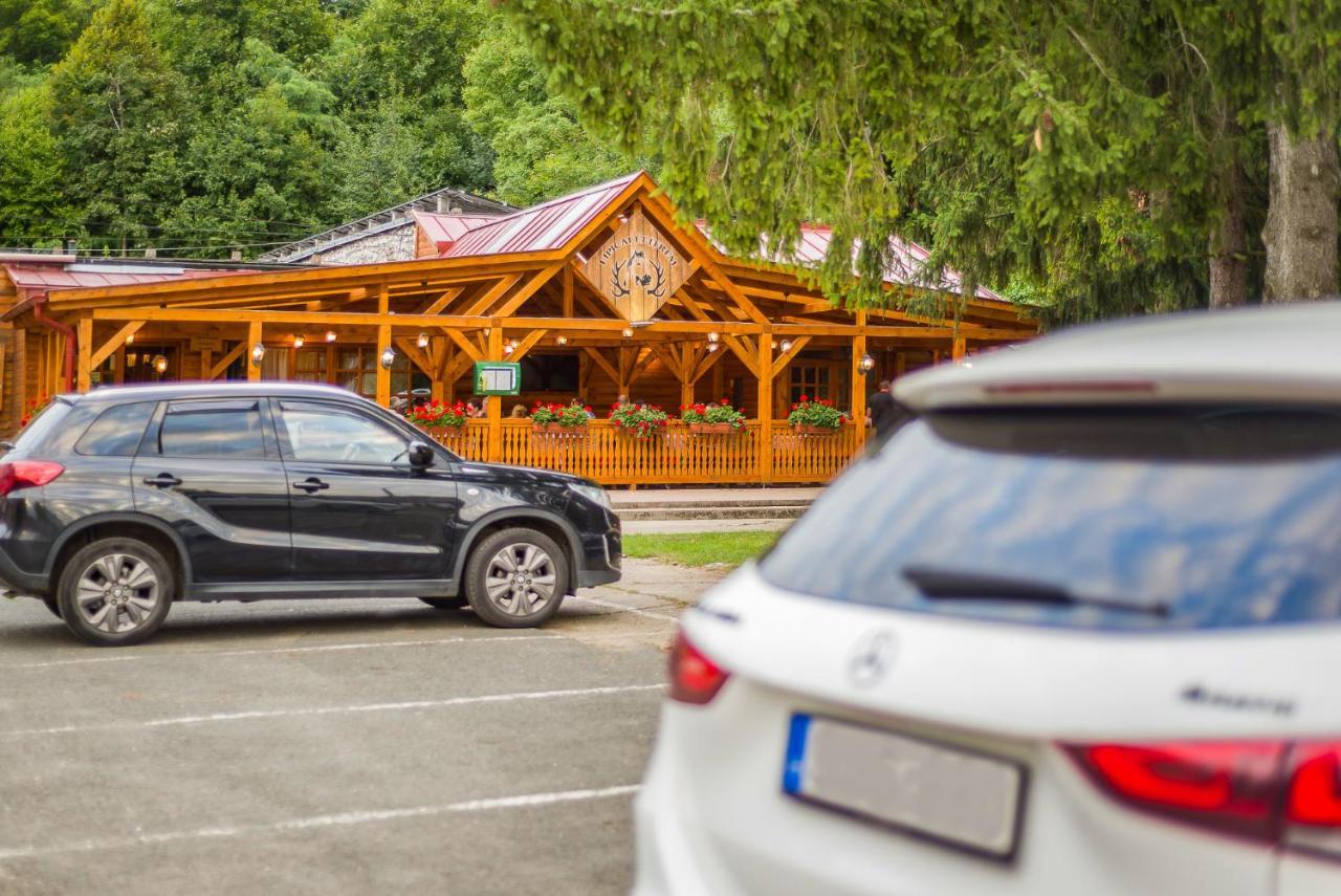 Lipicai Hotel Es Etterem ซิลวาชวาร็อด ภายนอก รูปภาพ