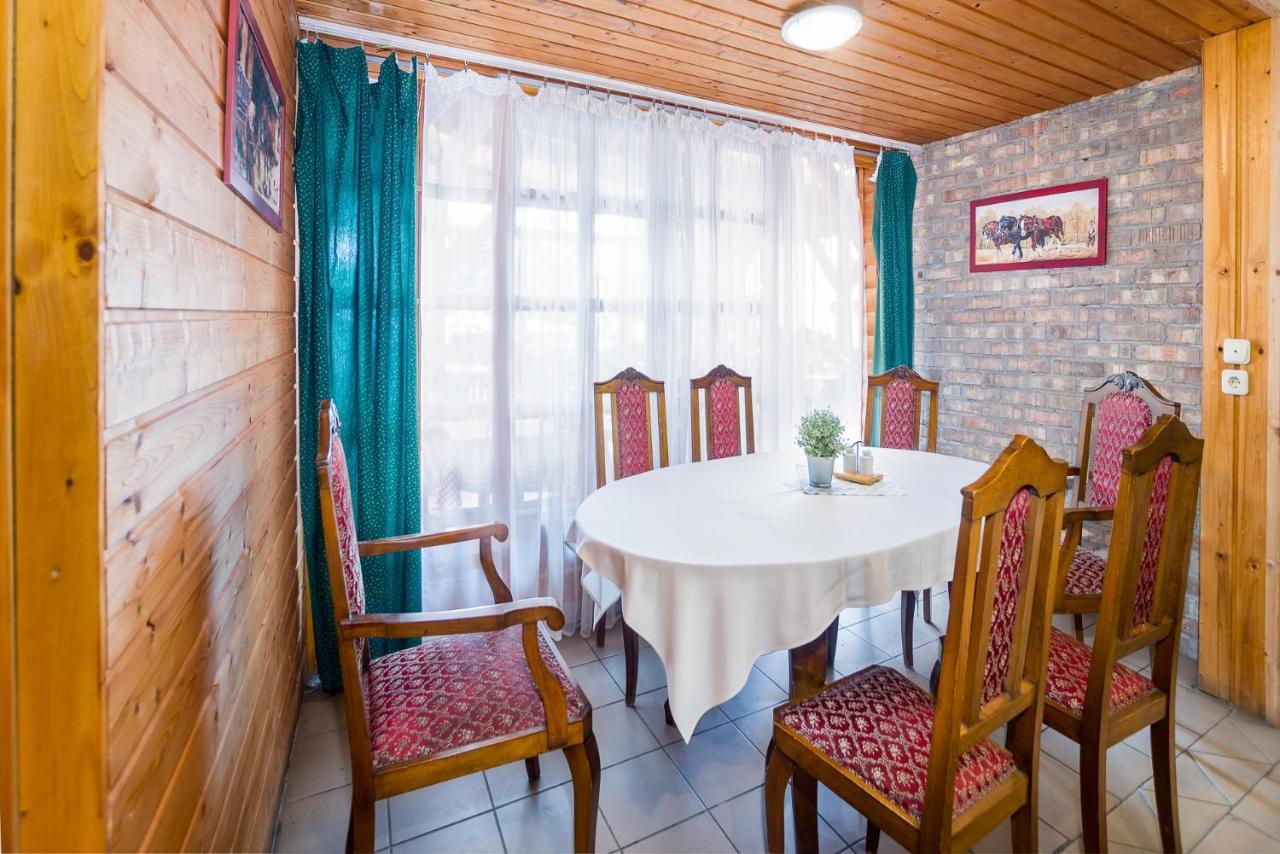 Lipicai Hotel Es Etterem ซิลวาชวาร็อด ภายนอก รูปภาพ