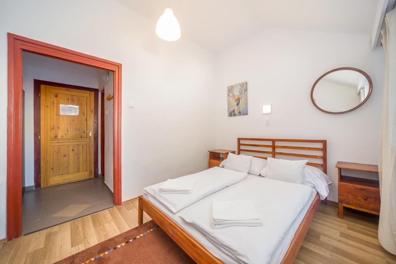 Lipicai Hotel Es Etterem ซิลวาชวาร็อด ภายนอก รูปภาพ
